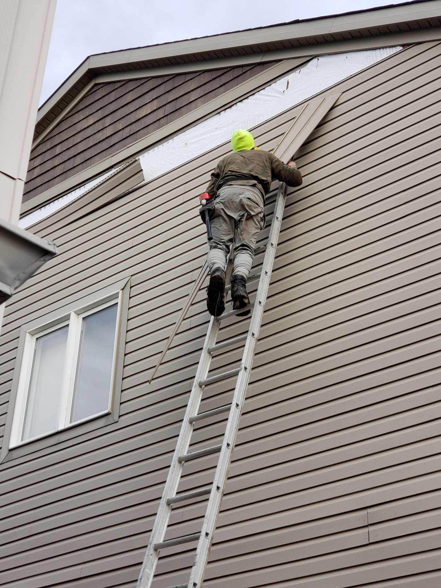 Rénover une vieille maison : astuces et pièges à éviter